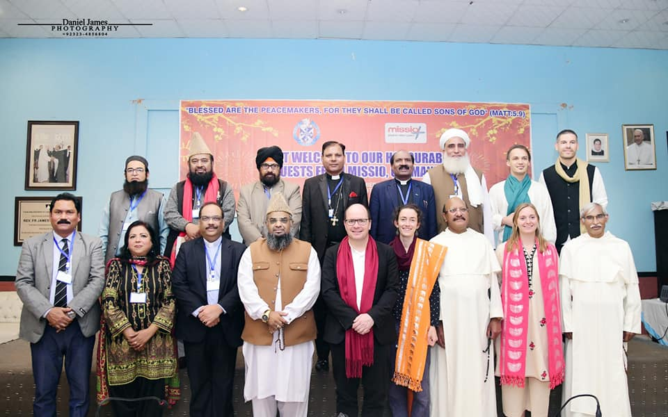 http://peacecenter.com.pk/upload/image001_2.png